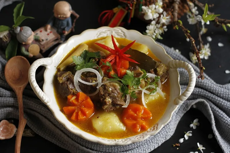 cach nau bo sot vang